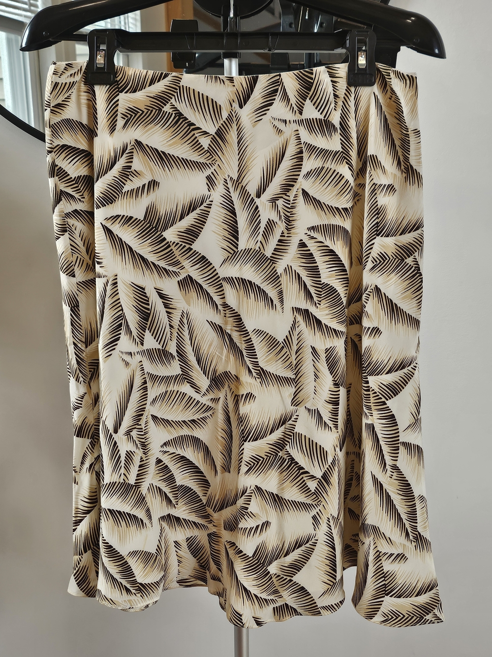 Ann Taylor Women’s Cream Palm-Print A-Line Skirt